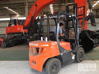 挖机师傅领进门，修行在个人