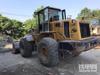 工地退场 多台装载机何去何从