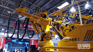 【甲友斗图赛】“触手可得”