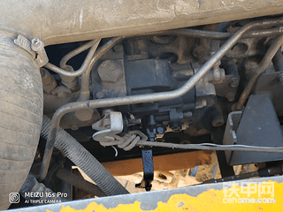 机体放水螺丝在哪块呀