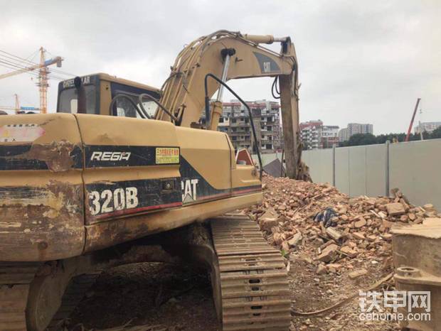 CAT320b低价转让-帖子图片