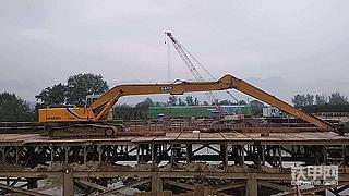 9種原因，都能挖掘機(jī)行走跑偏