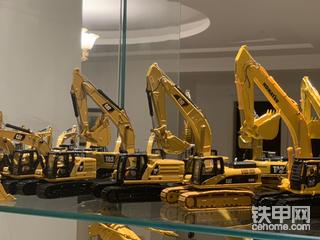 模型挖机