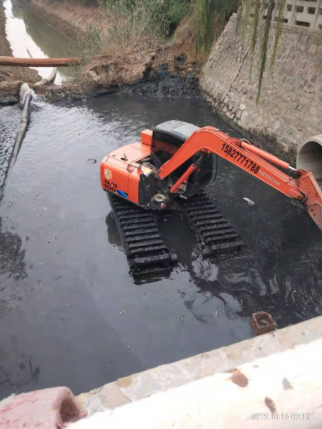 水挖出租水上挖機(jī)出租船挖出租水陸兩用挖掘機(jī)租賃河道清淤