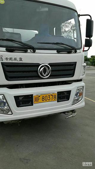四川地区，出租洒水车：12方，15方，承接降尘，绿化养护