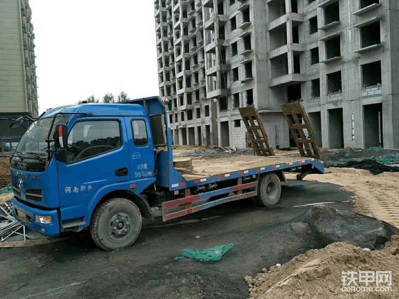 開著我的小板車去的