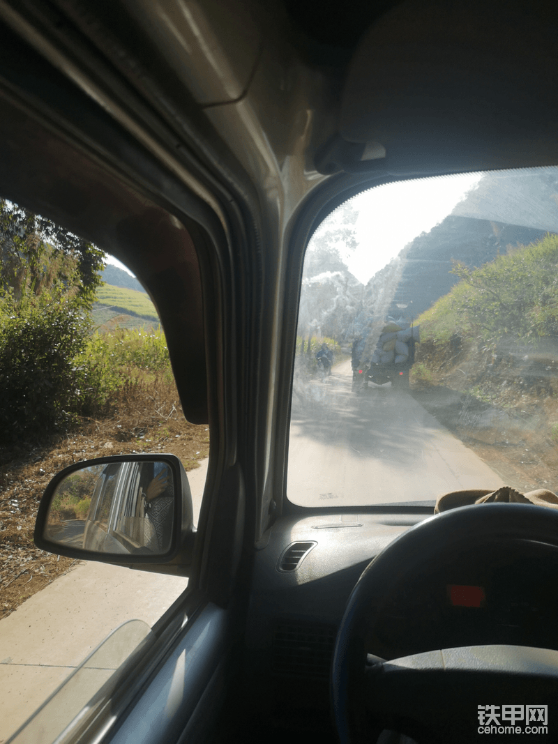 距离现场10公里