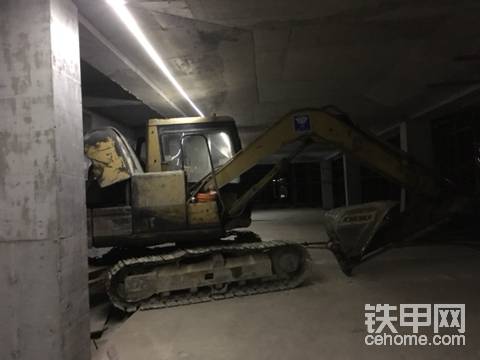 工地完工，舍不得吊車錢走地下室