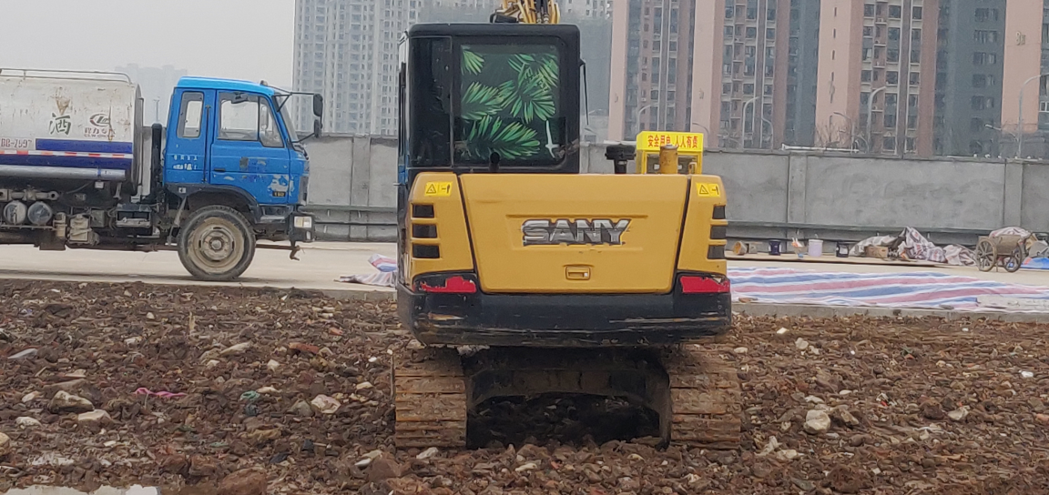 武汉地区出售一手开挖机