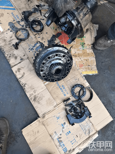 采埃孚（ZF）桥加齿轮油后果