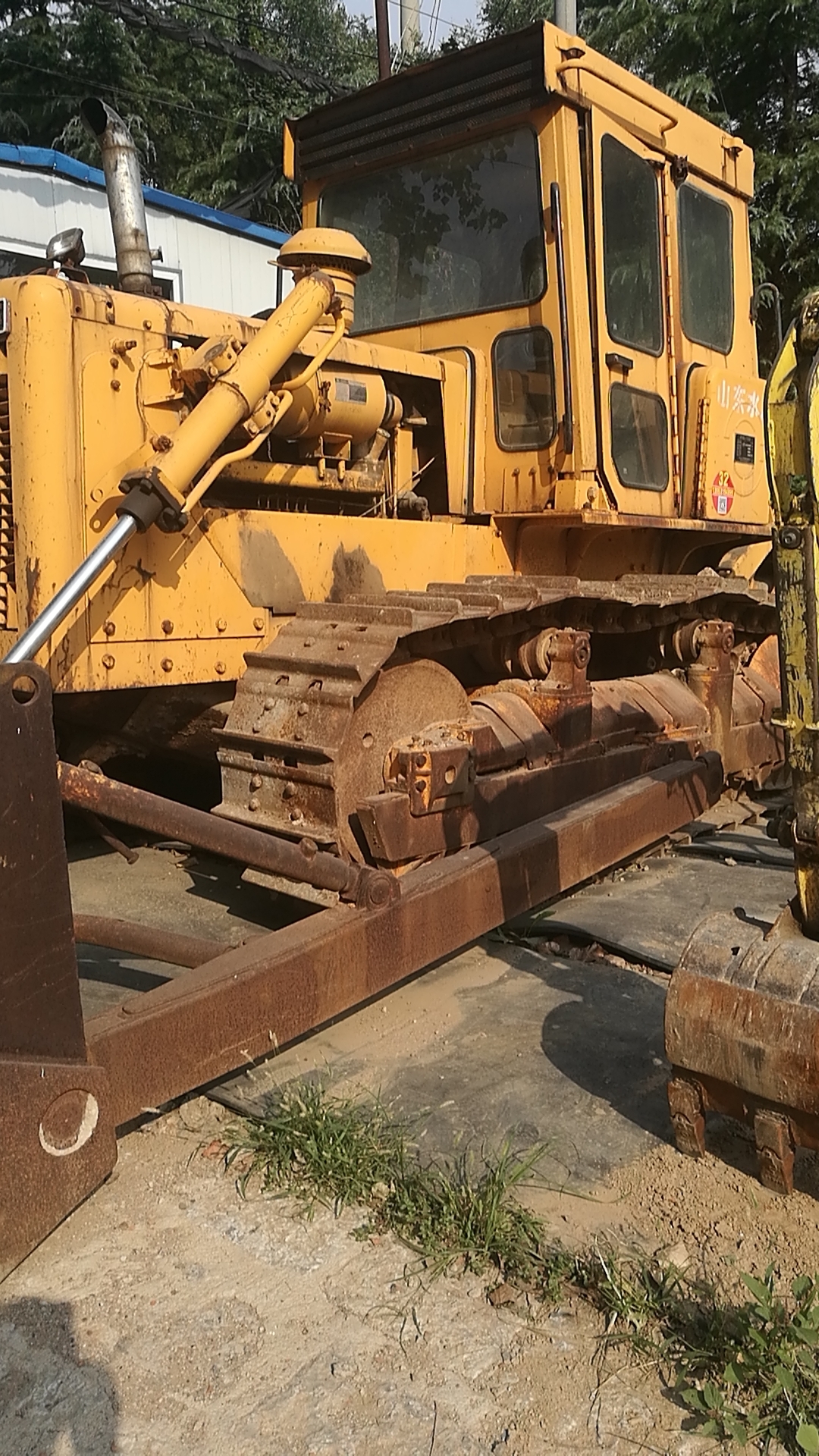 出售二手宣工推土機(jī)T165
