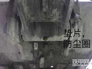 請(qǐng)問(wèn)神鋼SK200-10挖機(jī)挖斗墊片是多大的