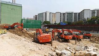 香港工地清一色使用日立挖掘机