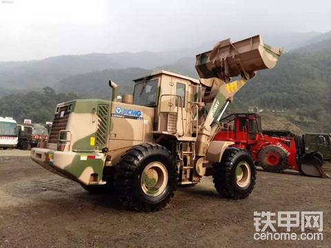 深圳南山寶安福田龍崗羅湖坪山龍華30.50鏟車裝載機(jī)出租