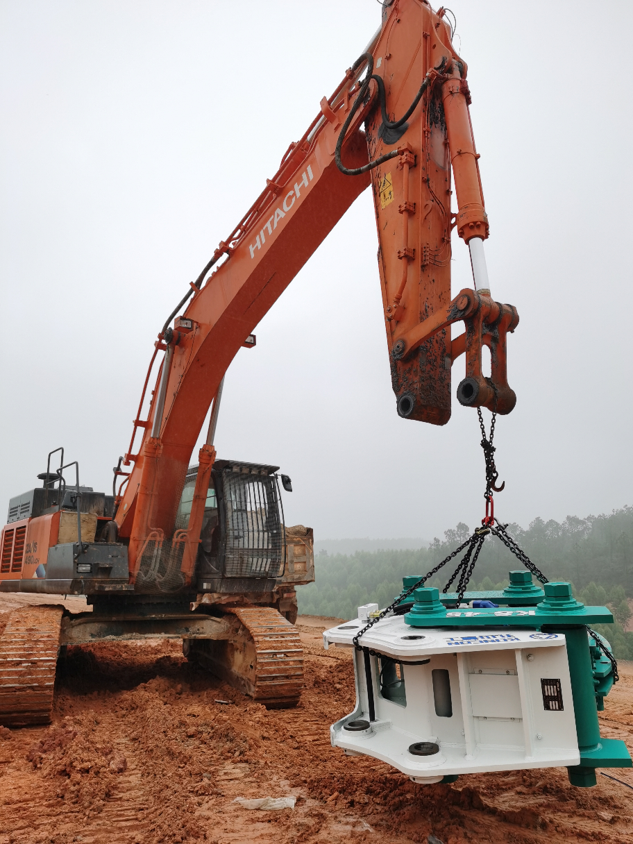 日立ZAXIS470/490兄弟，并肩作战！