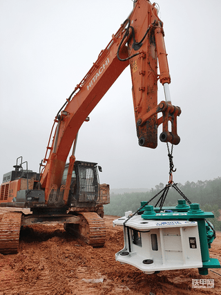 日立ZAXIS470/490兄弟，并肩作战！