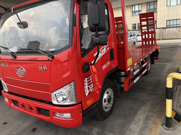 【百字說車】臨工E655F挖機(jī)100小時(shí)用機(jī)感受