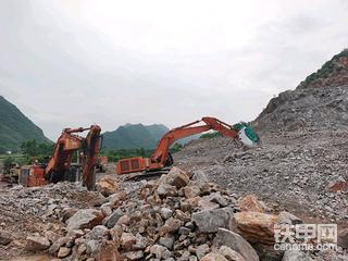 日立2台大水牛