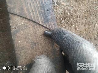 经典故障之一个螺丝