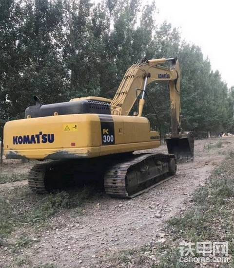 40万左右，买什么大挖比较好？