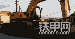 錯(cuò)覺三：
挖機(jī)司機(jī)：昨天和監(jiān)理吵架，晚上請(qǐng)他吃了大餐，他應(yīng)該不會(huì)和老板告黑狀吧！
然而...
監(jiān)理：我是一頓大餐就能收買的？飯照吃，狀還是要告的！
