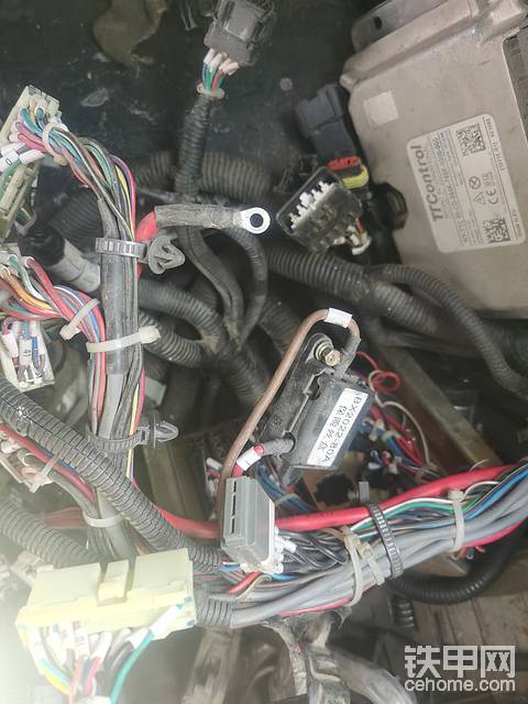 挖機電路我就服氣中聯(lián)