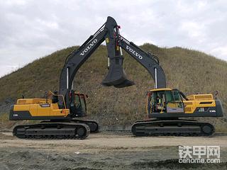 2臺沃爾沃E380交車，舊機(jī)直接拉走置換。
