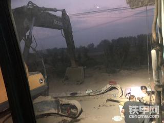 約翰迪爾更換浮動油封，一套油封價格竟然。。。。