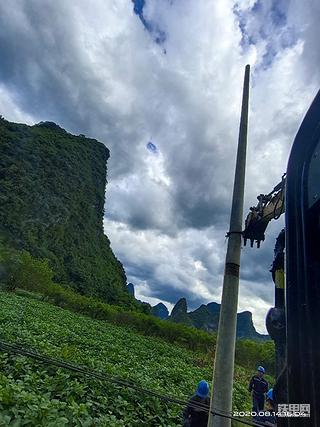 專業(yè)立電桿