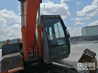 日立120—6车况7成新性能好现在能值多