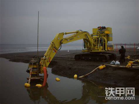 不過(guò)該車不再能深入大洋了，畢竟沒(méi)有了支援船。而且這種設(shè)計(jì)破壞了視野，也令挖掘機(jī)笨拙。