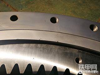 体现转盘轴承的关键工艺是轴承的滚道形状、接触点和磨工水准