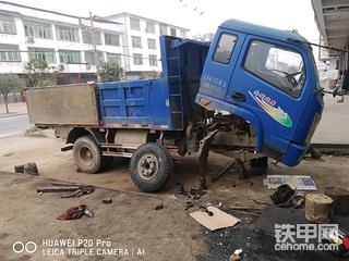【我的铁甲日记第3天】今天拖车坏了。来修修车