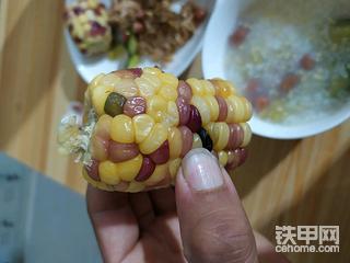 【铁甲日记第七天】绿色的玉米