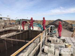 找3名挖机司机，新手，二把刀都可以