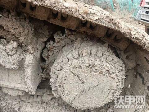 工地干活機(jī)11年卡特349d，見錢就賣。