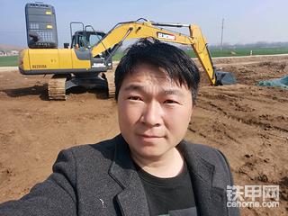 招聘挖掘机驾驶员3名