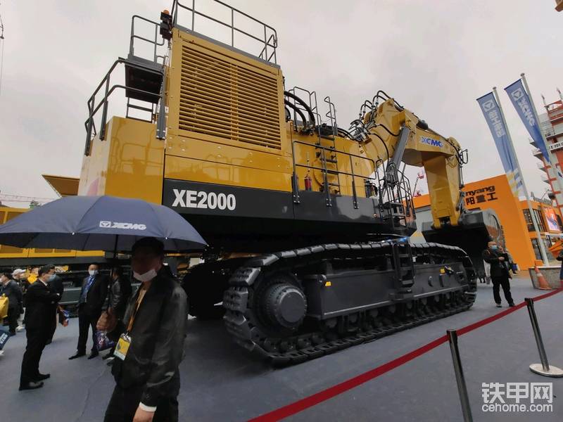 中國(guó)制造最大的挖掘機(jī)。徐工XE2000