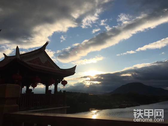 像孩子一樣，永遠相信希望，相信夢想