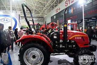 百萬(wàn)甲友盛宴:2021長(zhǎng)沙工程機(jī)械展銷會(huì)