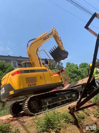 喜提臨工75挖機