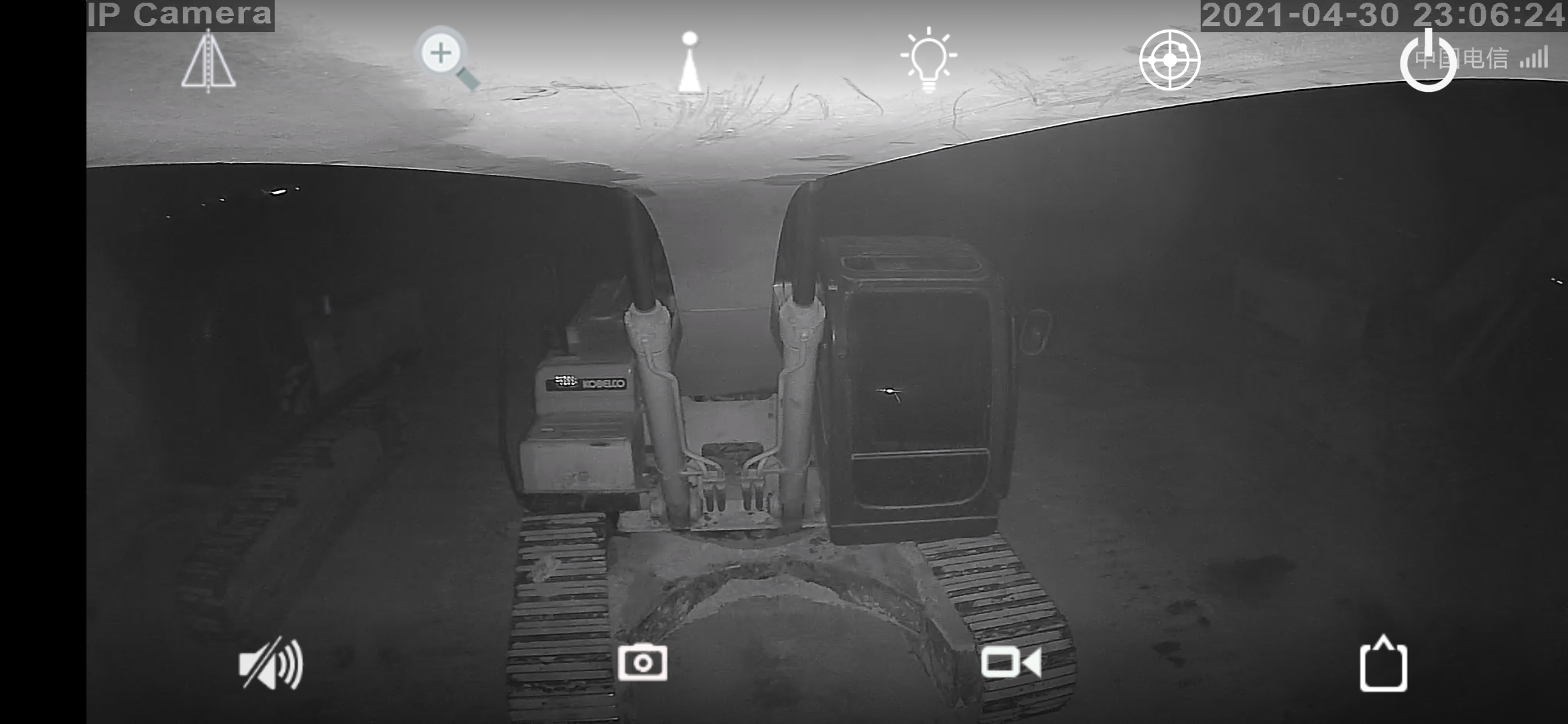 挖机晚上看车用的 连手机远程监控摄像头