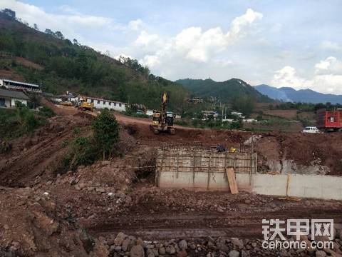 高考已经结束，我在工地等你，打工仔