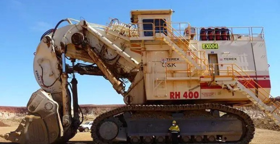 世界上最大的挖机