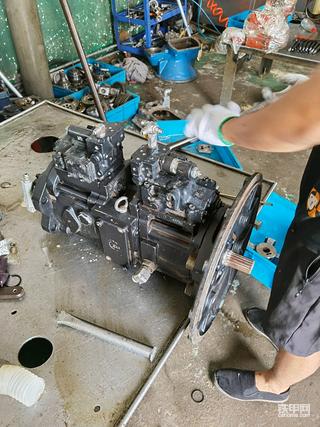 【维修案例】神钢SK200-8液压泵检修