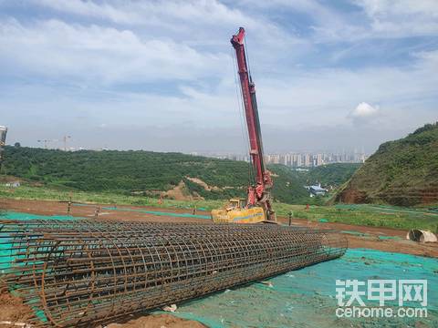 下了几天雨今天终于开工啦