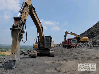 CAT390是屬于大挖還是礦機(jī)吖？