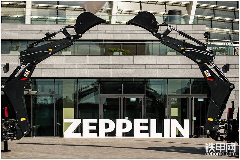 “从一开始，我们就专注于密切的运营联系，”Zeppelin Rental 的管理团队成员 Christoph Afheldt 说。“通过组织整合，我们现在正在与我们现有的产品组合创造运营协同效应，并为未来的业务扩张设定方向。”

Zeppelin Rental 本身在规划、安装和支持基于需求的电气施工现场设施以及专业电气服务方面拥有多年经验，同时也是一家注册能源供应公司 (EVU)。中小型性能等级的发电和空调技术也是租赁计划的成熟组成部分。

“通过扩展我们的产品组合，包括高性能级别的设备和高度专业化的专业知识，我们正在进一步扩展我们的附加值深度，以便为我们的客户提供最佳解决方案，以应对他们的个人挑战以及高效和安全的处理他们在发电和空调领域的项目”，Afheldt 解释说。

客户 从单一来源接收定制的交钥匙能源和空调包 - 从技术规划和安装到维护和服务，包括 24/7 紧急呼叫服务和在线远程监控。您受益于供应安全，这是一个重要的成功因素，尤其是在医院、机场或计费中心等关键基础设施领域。 
位于杜伊斯堡、法兰克福、汉堡和莱比锡的四个地点加强了 Zeppelin Rental 作为发电和空调能力中心的现有全国网络