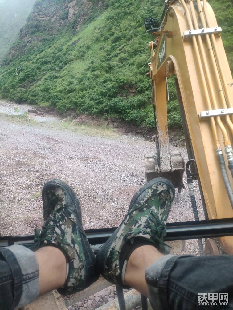 三一55  拌混泥土 这鞋子很符合我学徒🌚🌚
