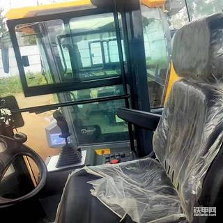 徐工壓路機(jī)。六個(gè)月賠11萬。